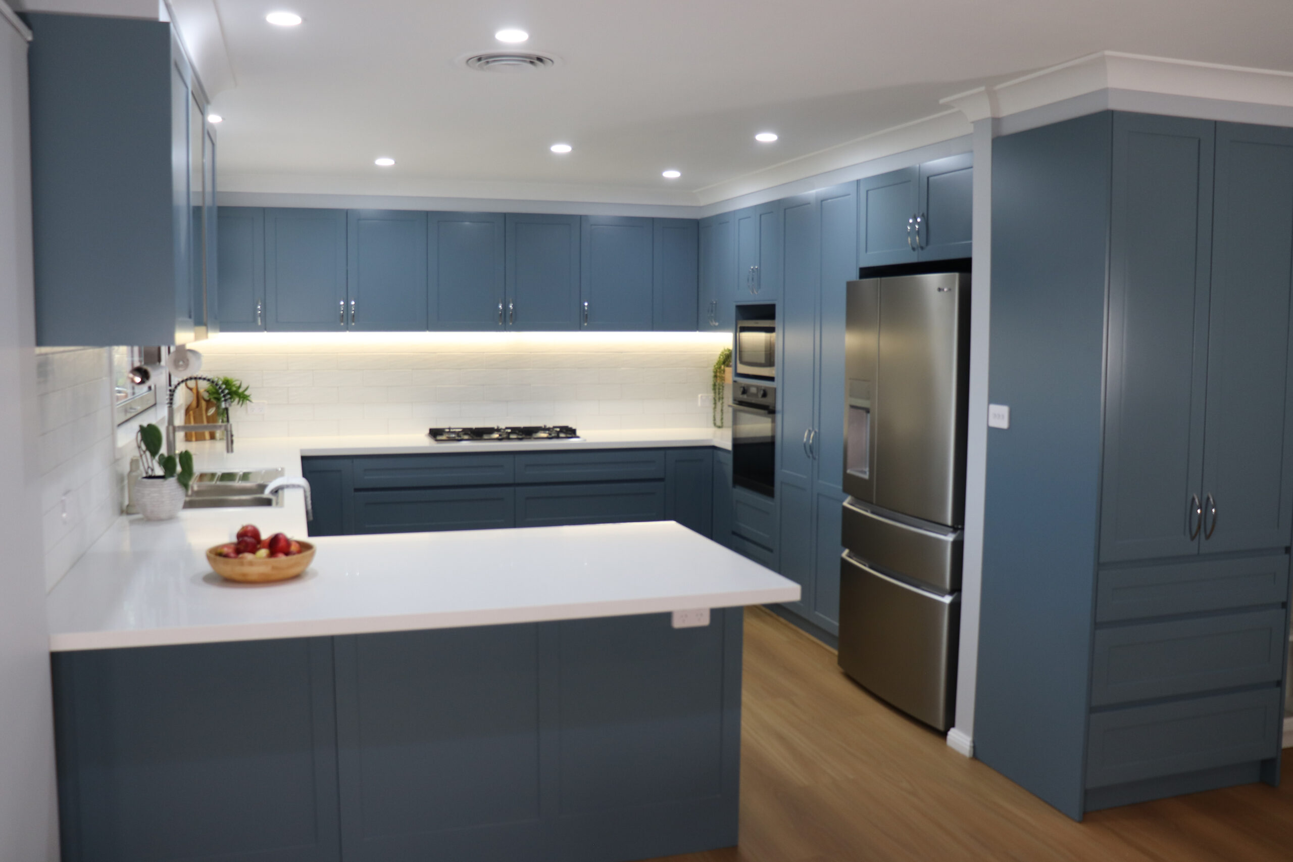 Modern Family Kitchen Renovation Mt Annan |