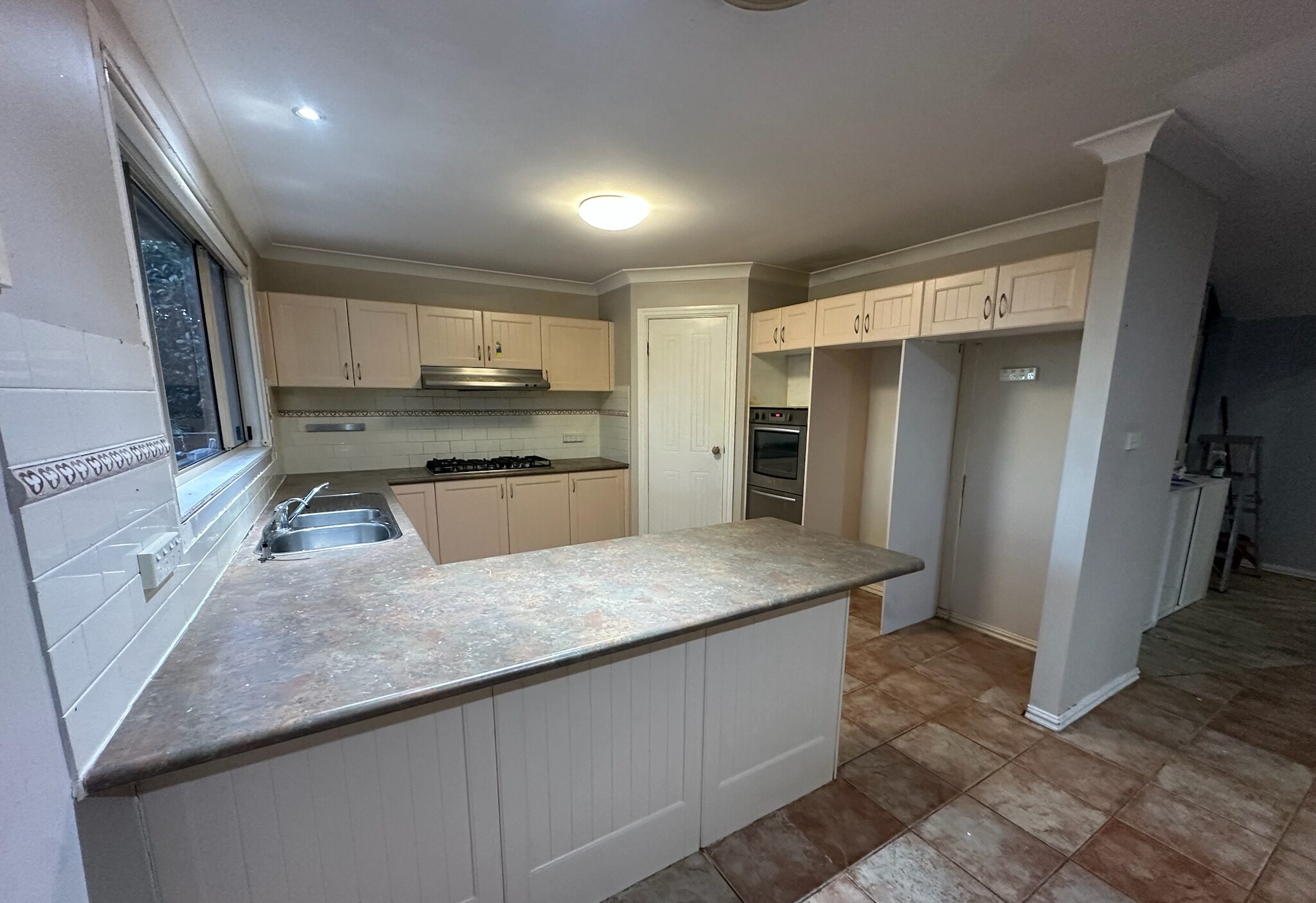 Modern Family Kitchen Renovation Mt Annan |